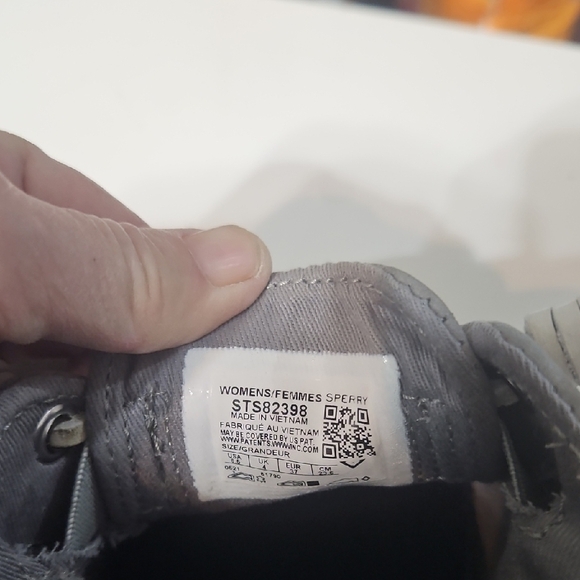 Sperry Light Gray Sneakers with White Laces - Picture 3 of 8